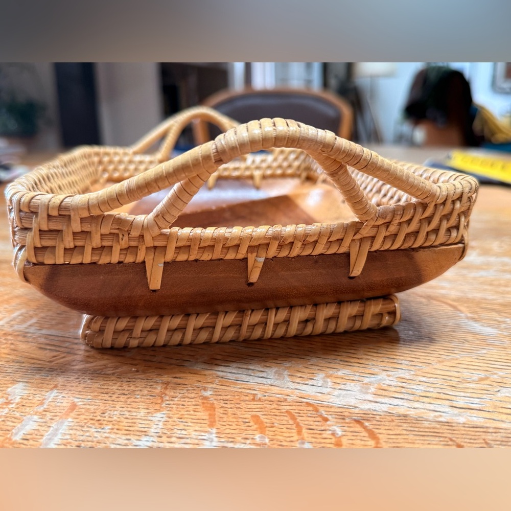 Sold- Vintage divided wood Tray - Picture 8 of 8